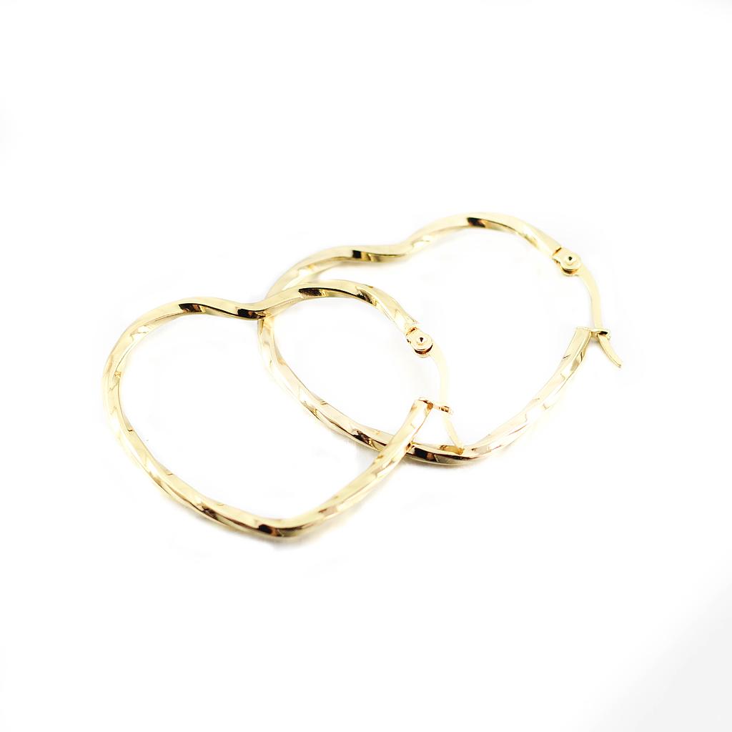 AR22111	Arracada Acero Corazón diseño Dorada 40 mm