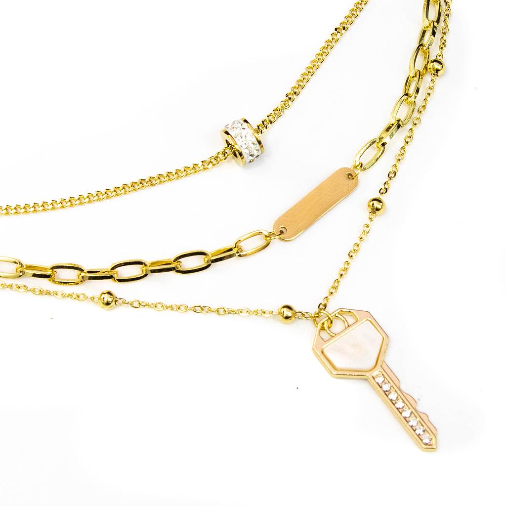 COL0035 Collar Acero Dorado Cadena Mixta Triple dije con llave perla madre
