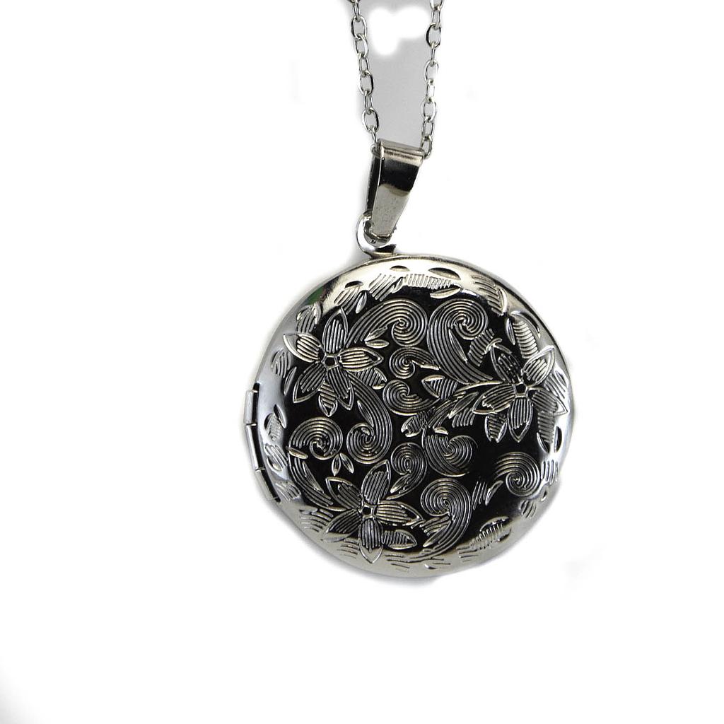 COL940 Collar Acero Relicario Corazón / Círculo Plateado